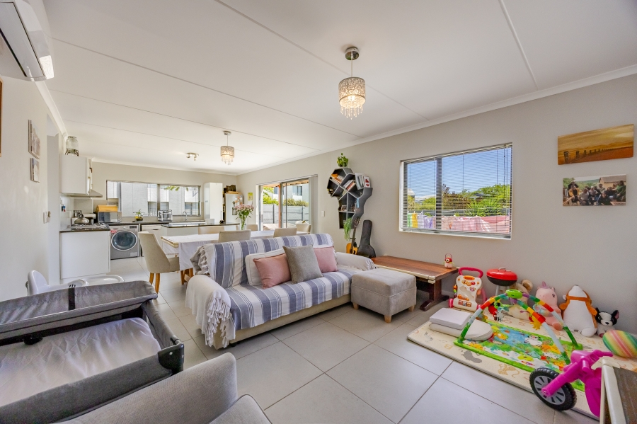 3 Bedroom Property for Sale in Burgundy Estate Western Cape